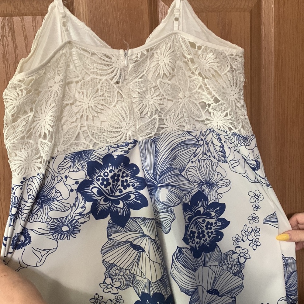 Spaghetti strap romper - Picture 7 of 8